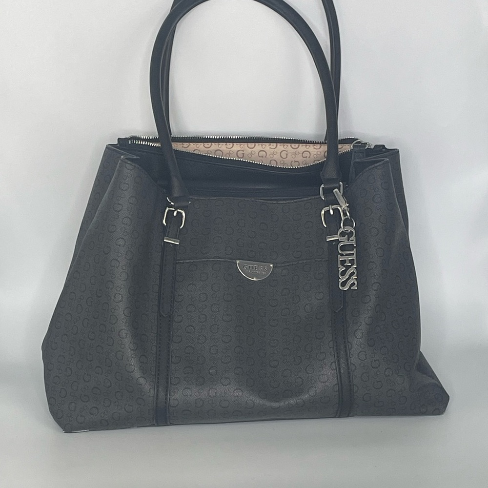 GUESS Black Women's Tote Bag